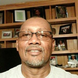 Meet your Posher, Kenneth